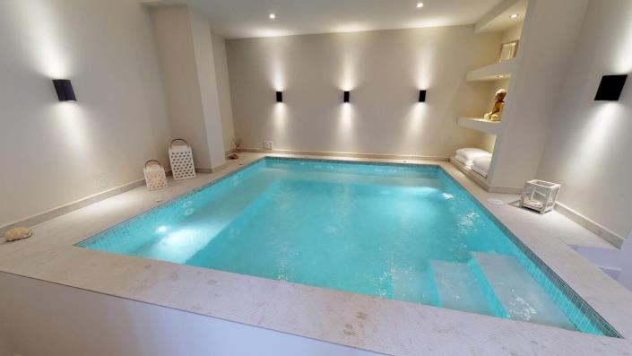 Image No.17-2 Bed Villa for sale