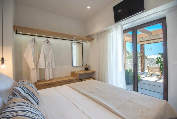 Image No.18-9 Bed Villa for sale