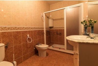 Image No.20-5 Bed House for sale