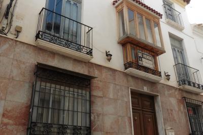 Image No.2-5 Bed House for sale