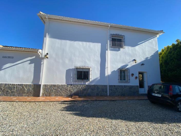 Image No.3-3 Bed Villa / Detached for sale