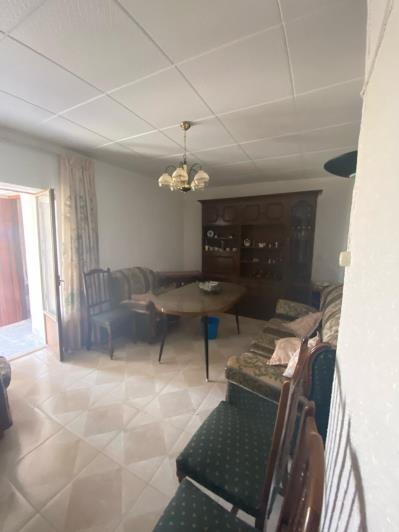 Image No.17-4 Bed House for sale