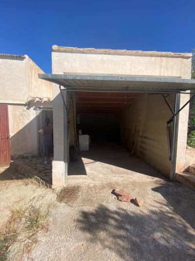 Image No.17-3 Bed Country House for sale