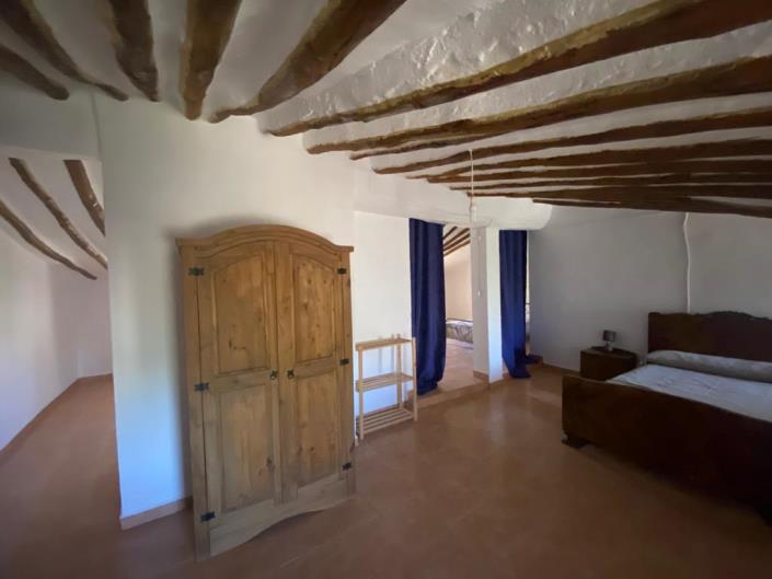 Image No.2-3 Bed Country House for sale