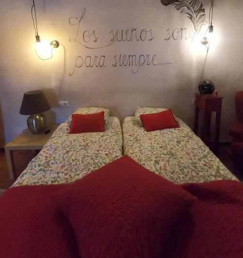 Image No.35-7 Bed Country Property for sale