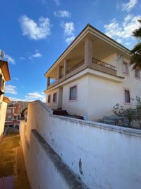 property158954609