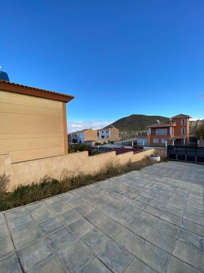 Image No.5-4 Bed Property for sale