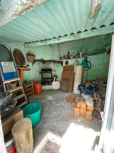 Image No.21-3 Bed Property for sale