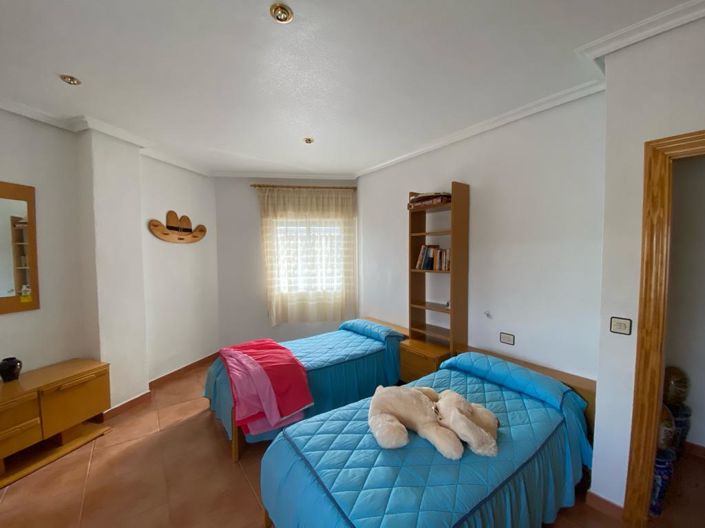 Image No.36-3 Bed Townhouse for sale