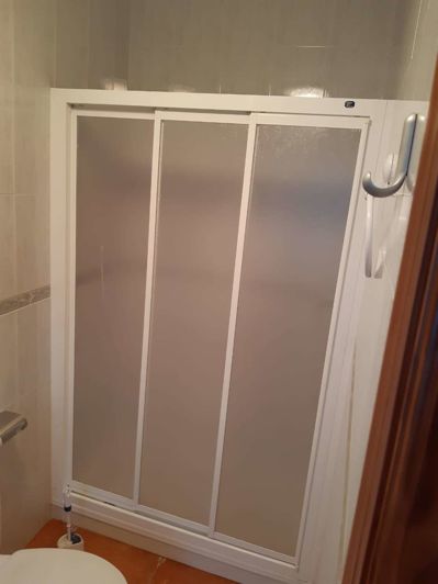 Image No.10-3 Bed Property for sale