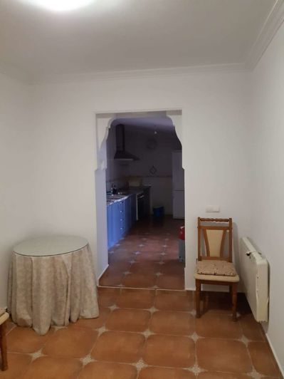 Image No.12-3 Bed Property for sale