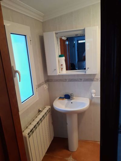 Image No.9-3 Bed Property for sale