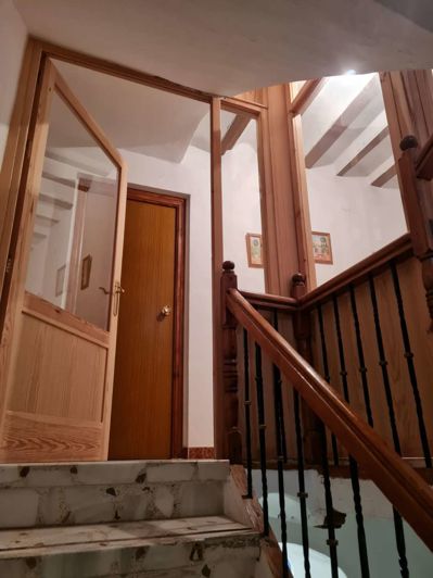 Image No.5-4 Bed Townhouse for sale