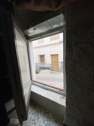 Image No.14-3 Bed Property for sale