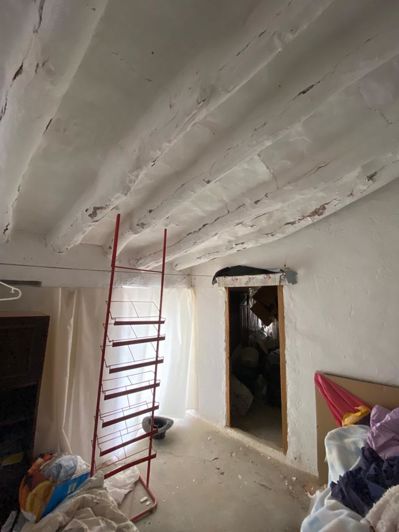 Image No.18-3 Bed Property for sale