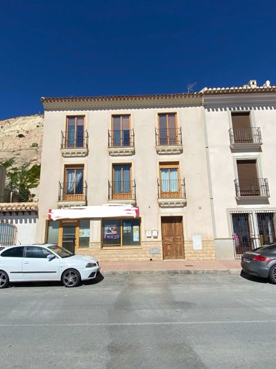 Image No.1-3 Bed Apartment for sale