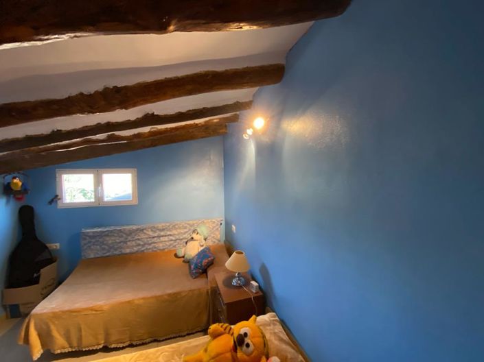 Image No.15-3 Bed Property for sale