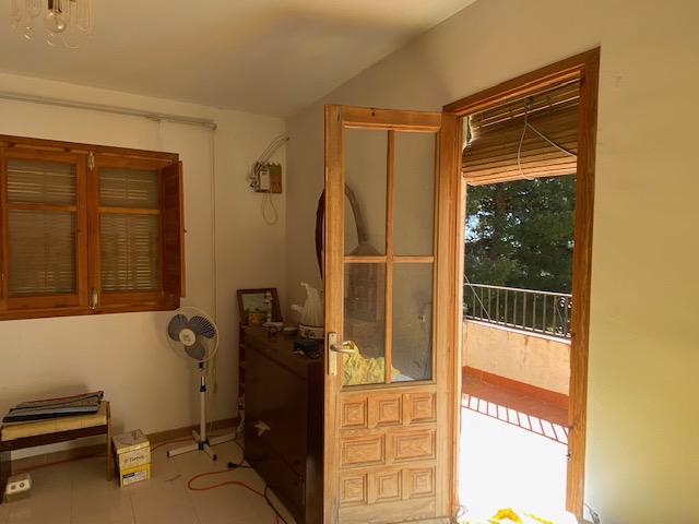 Image No.11-3 Bed Property for sale