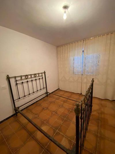 Image No.20-4 Bed Property for sale