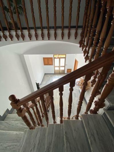 Image No.16-5 Bed Property for sale