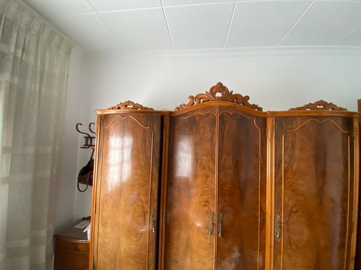 Image No.30-5 Bed Property for sale