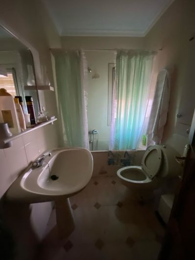 Image No.41-5 Bed Property for sale