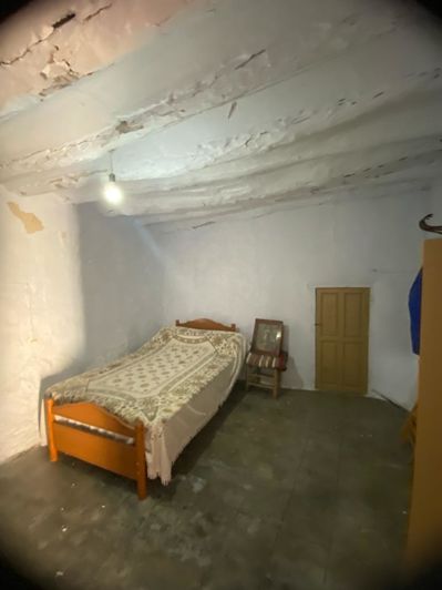 Image No.9-2 Bed Property for sale