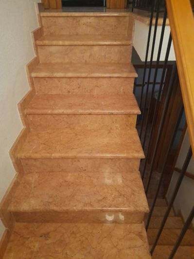 Image No.22-5 Bed Property for sale