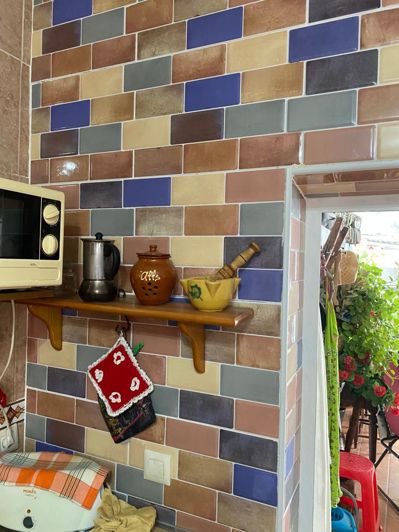 Image No.8-5 Bed House for sale