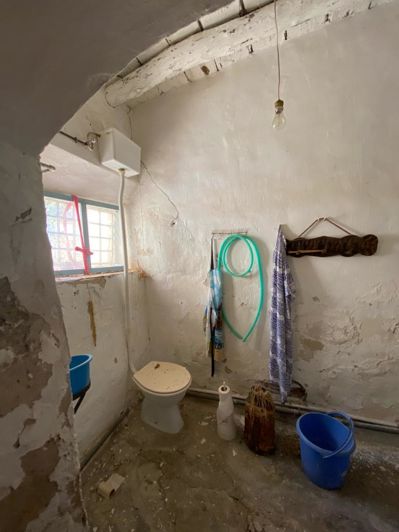 Image No.48-4 Bed Property for sale