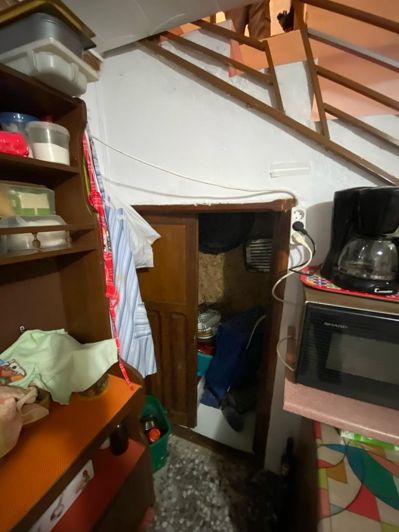 Image No.13-4 Bed Townhouse for sale