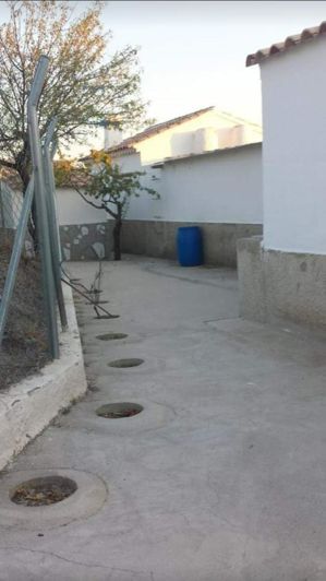 Image No.17-1 Bed Property for sale