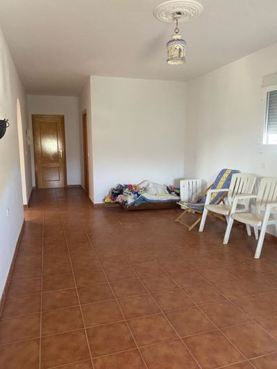 Image No.25-7 Bed Property for sale