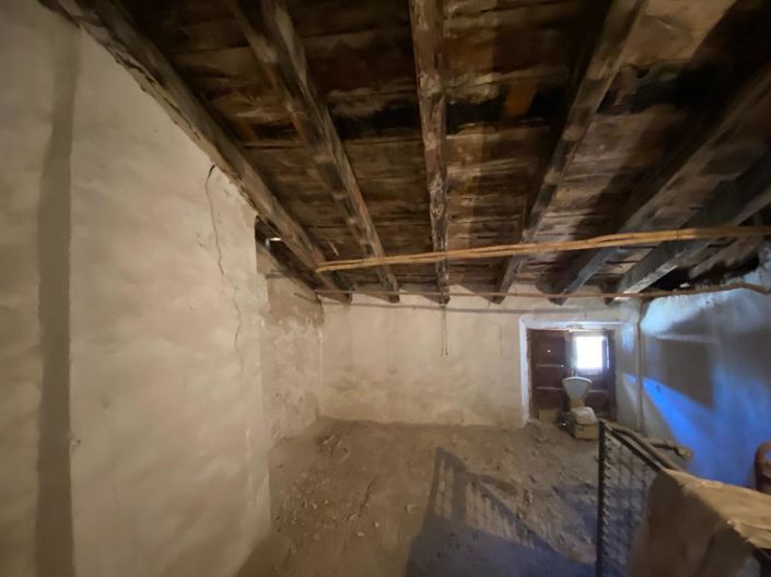 Image No.16-4 Bed Townhouse for sale