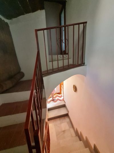 Image No.11-3 Bed Property for sale