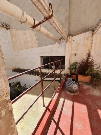 Image No.13-3 Bed Property for sale