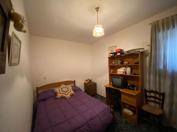 Image No.19-5 Bed Property for sale