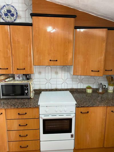 Image No.18-5 Bed Townhouse for sale