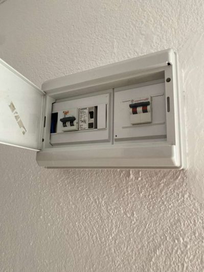 Image No.28-3 Bed Property for sale