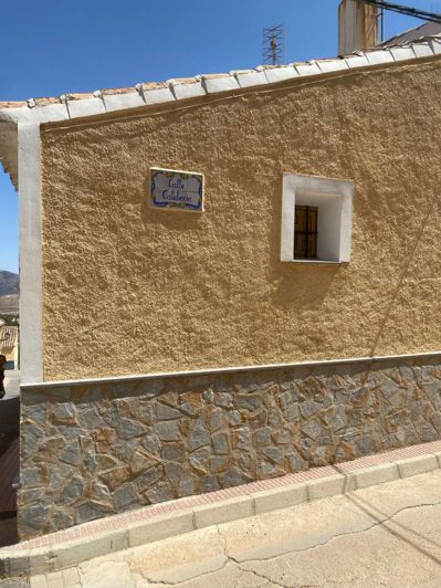 Image No.33-3 Bed Property for sale