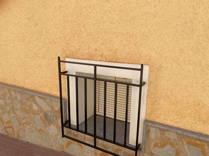 Image No.8-3 Bed Property for sale