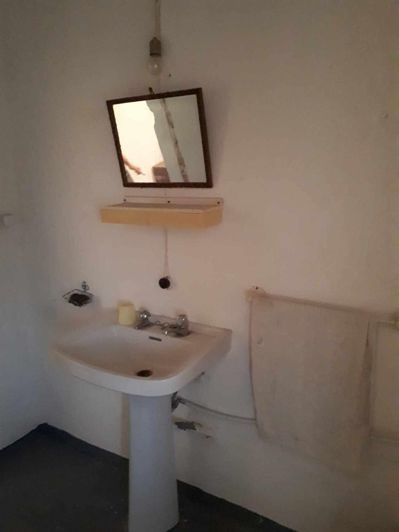 Image No.18-4 Bed Townhouse for sale