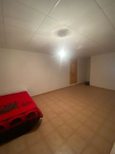 Image No.14-5 Bed Property for sale