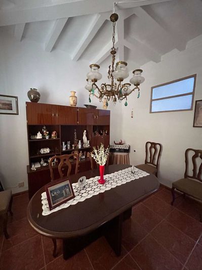 Image No.13-5 Bed Townhouse for sale