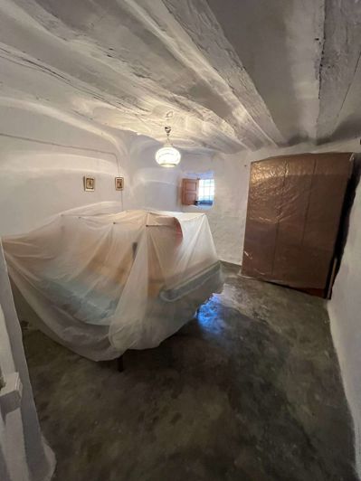 Image No.7-3 Bed Townhouse for sale