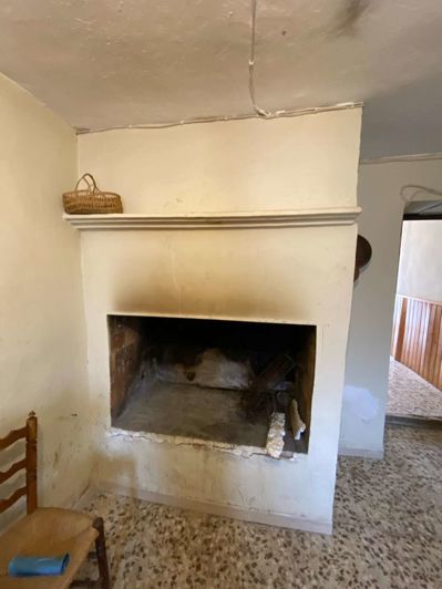 Image No.12-4 Bed Property for sale