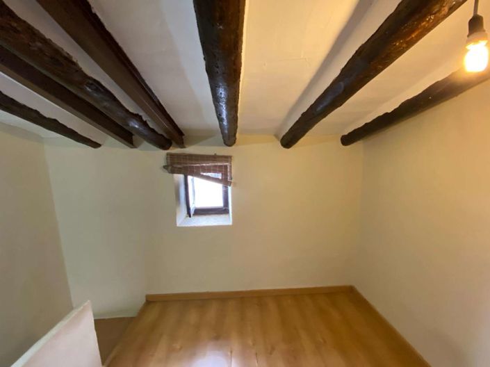 Image No.18-4 Bed Property for sale