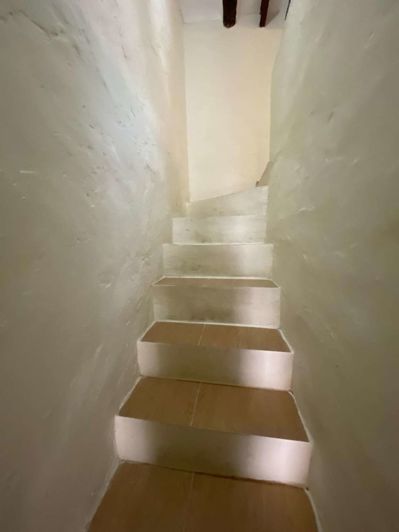 Image No.19-4 Bed Property for sale