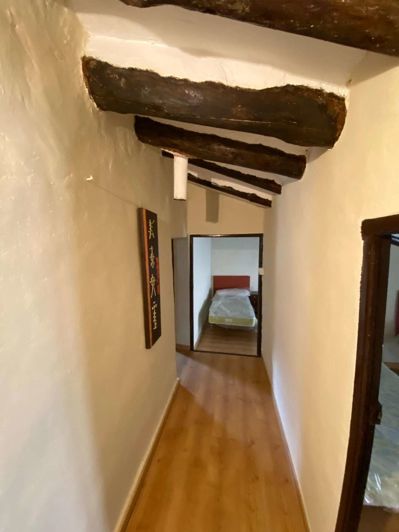 Image No.21-4 Bed Property for sale