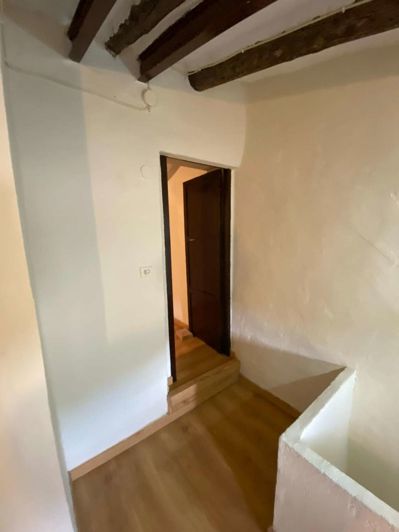 Image No.22-4 Bed Property for sale